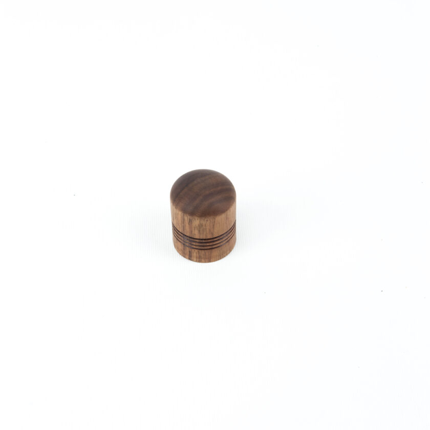 Upgrade your Profitec Go with this handcrafted American Walnut steam knob, designed for a seamless fit and enhanced grip. Durable, elegant, and easy to install.